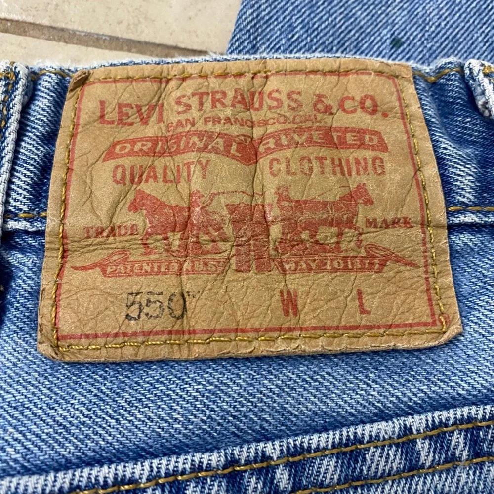 Levi Strauss 550 Mens Jeans Light Wash Straight Leg Denim Casual Pant Size 38x36